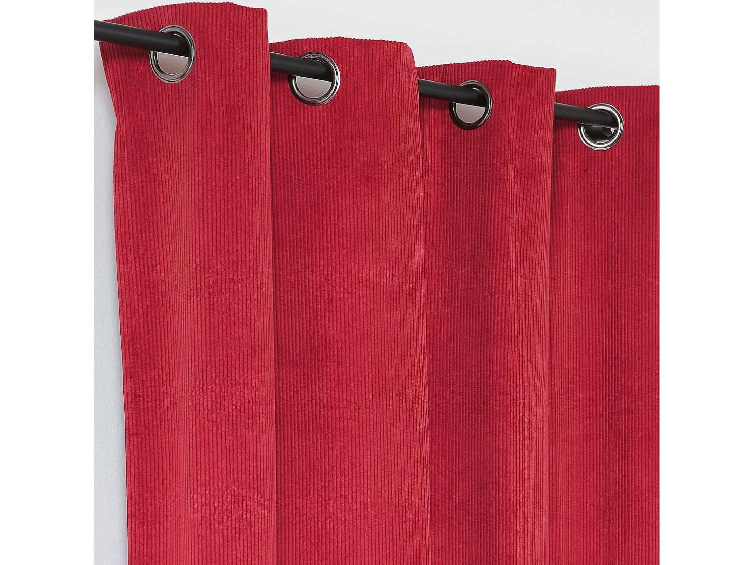 Rideau obscurcissant et isolant en velours côtelé