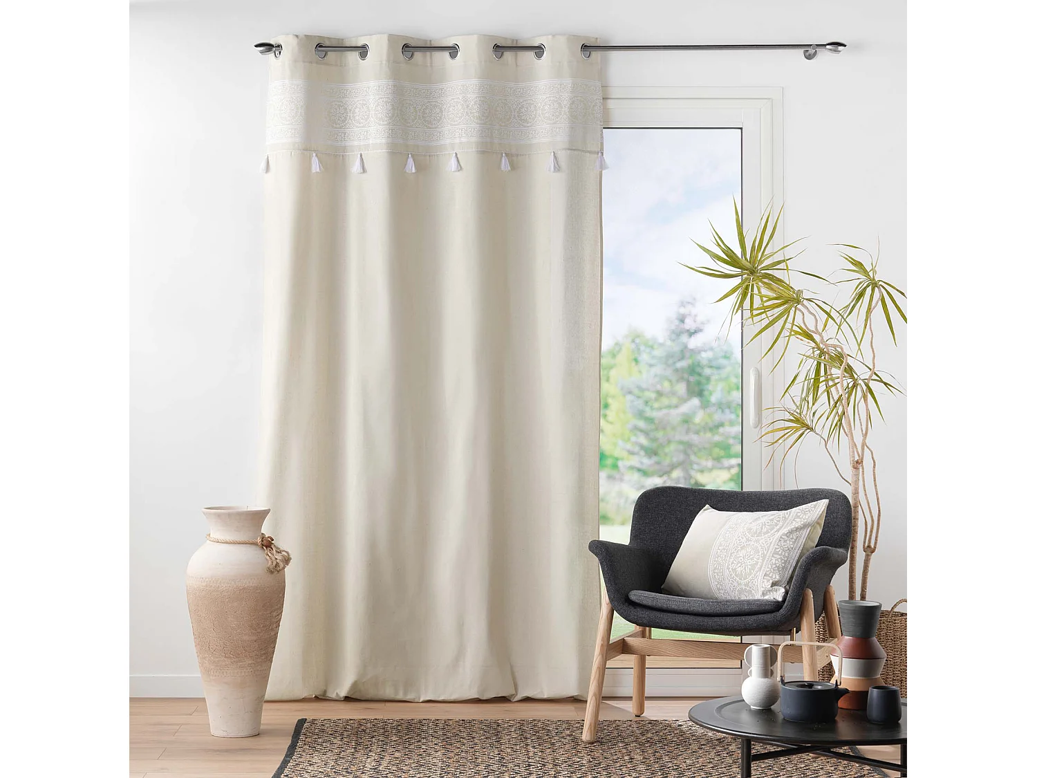 Gebundener Polycotton-Gardine mit Ösen 140 x 240 cm