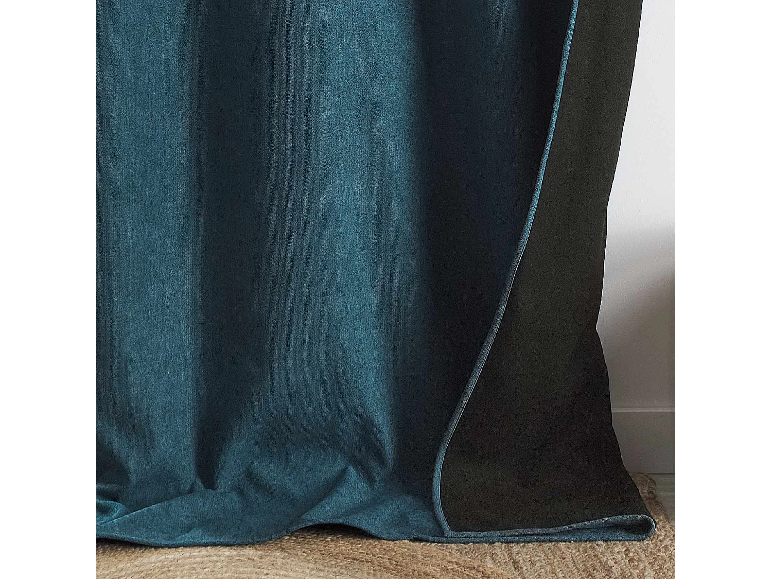 Cortina opaca, acústica y térmica de color liso KONFOR