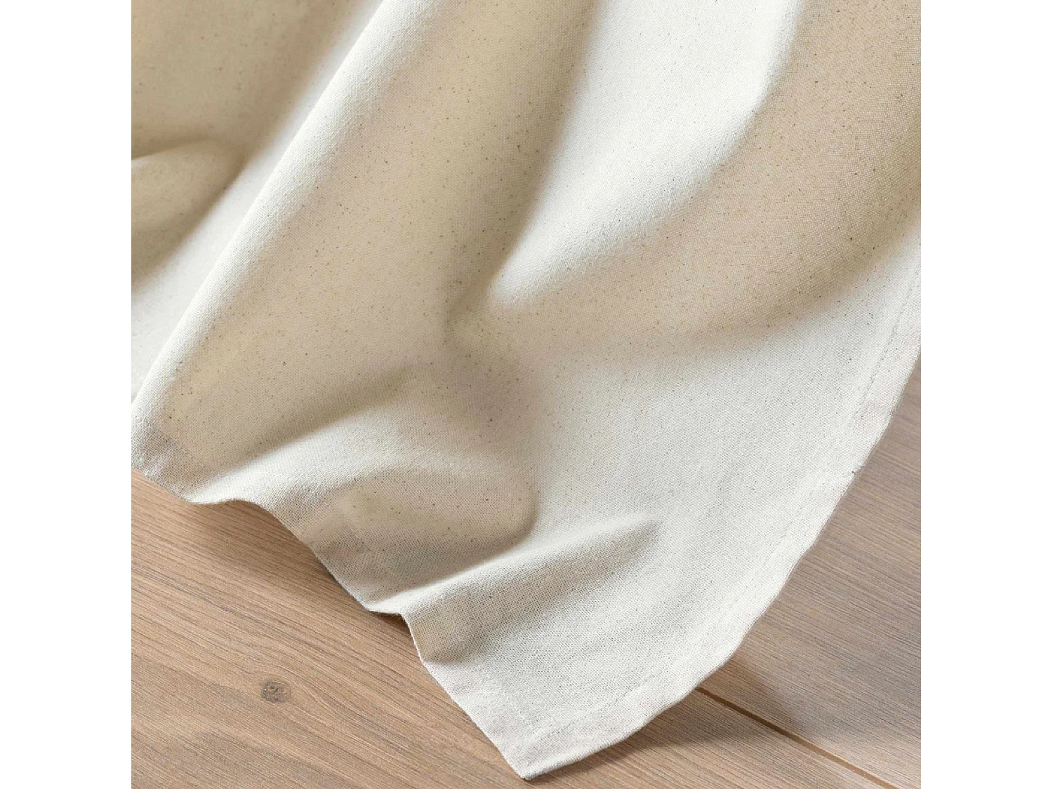 Cortina de ojetes de palma de papaya con borlas y remate metálico 140 x 240 cm