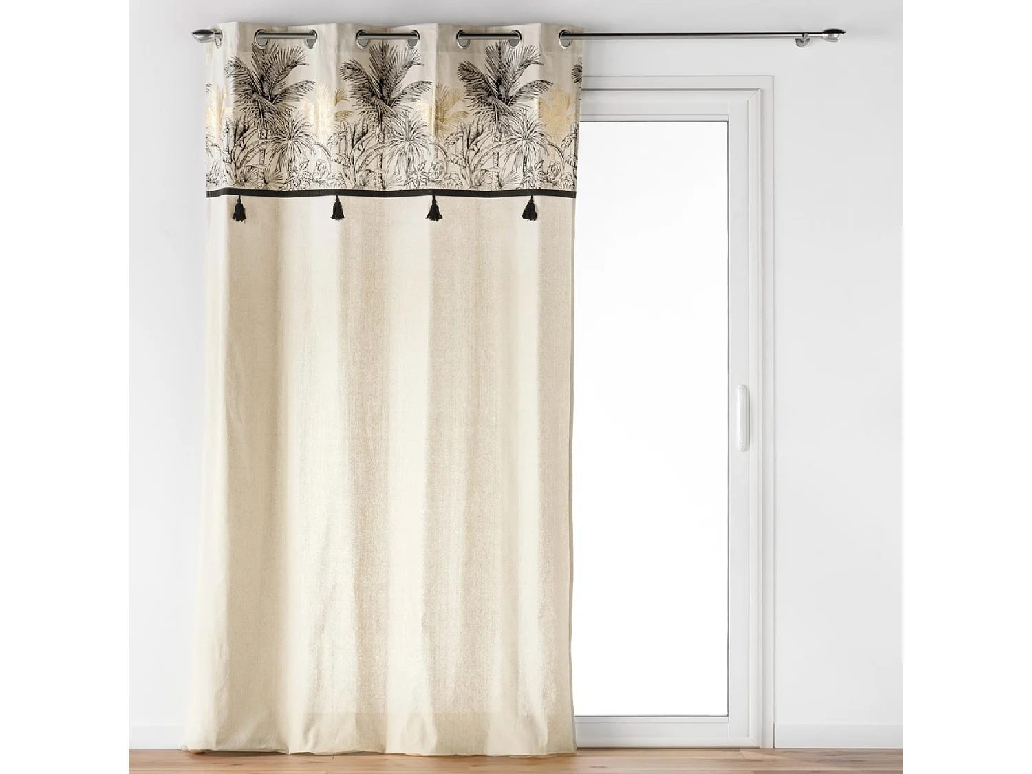 Cortina de ojetes de palma de papaya con borlas y remate metálico 140 x 240 cm