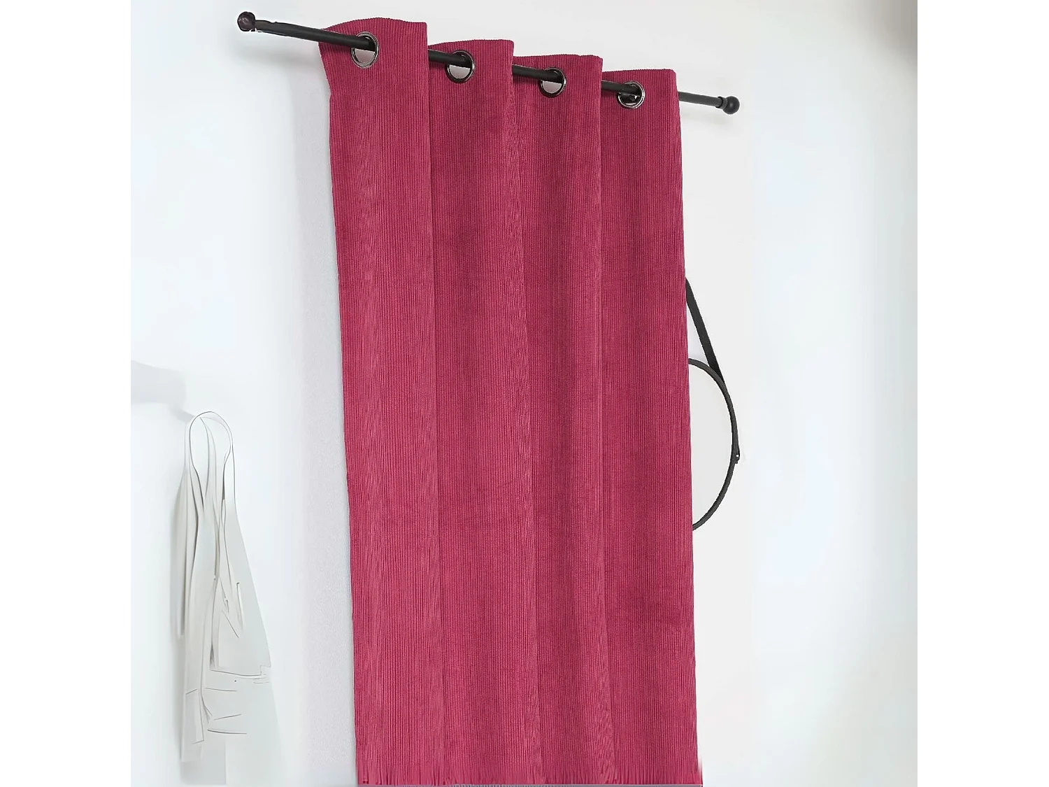 Rideau obscurcissant et isolant en velours côtelé