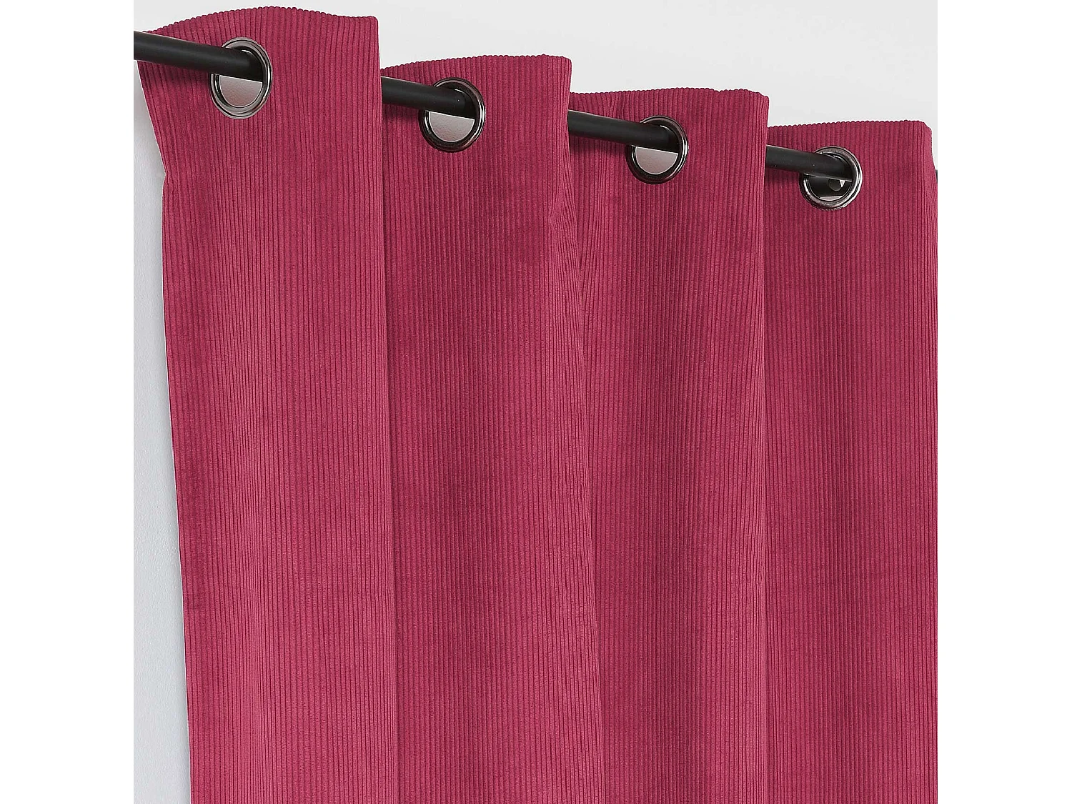 Rideau obscurcissant et isolant en velours côtelé