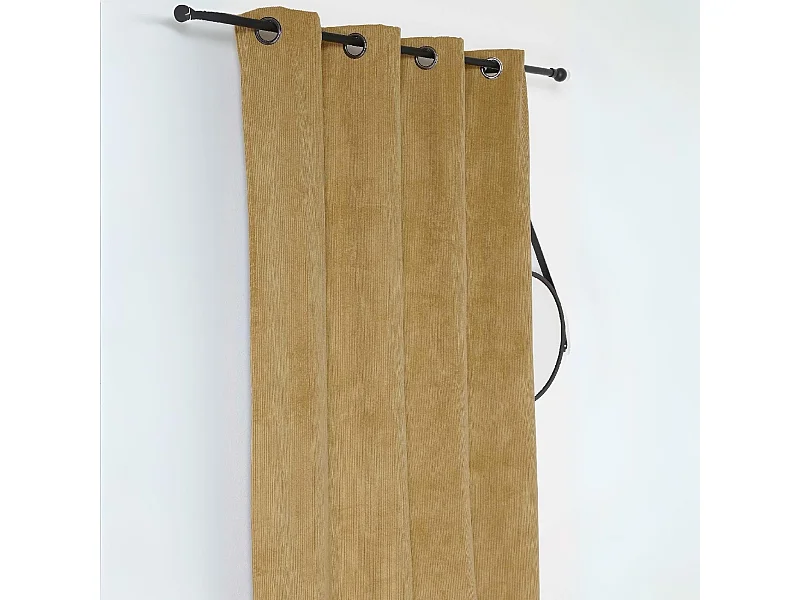 Rideau obscurcissant et isolant en velours côtelé