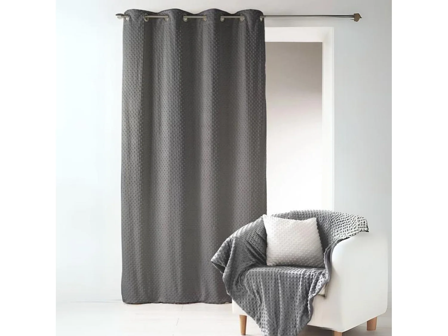 Cortina Polar con relieves 140 x 260 cm