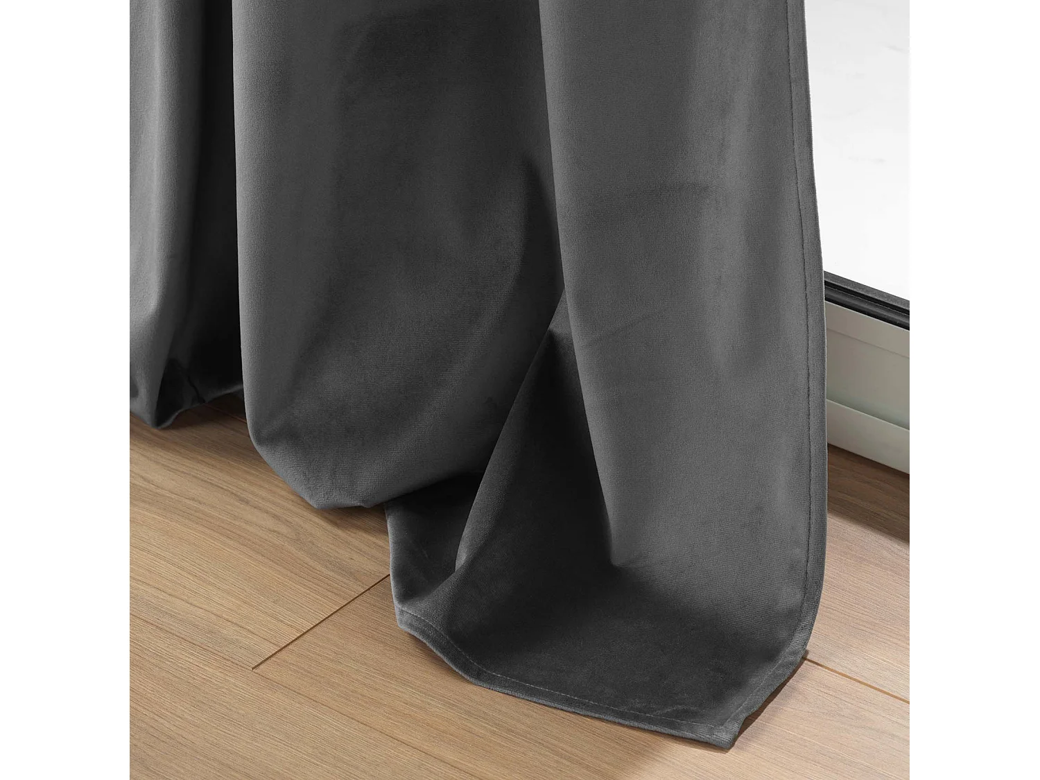 Cortina con ojales de imitación de piel 140 x 240 cm