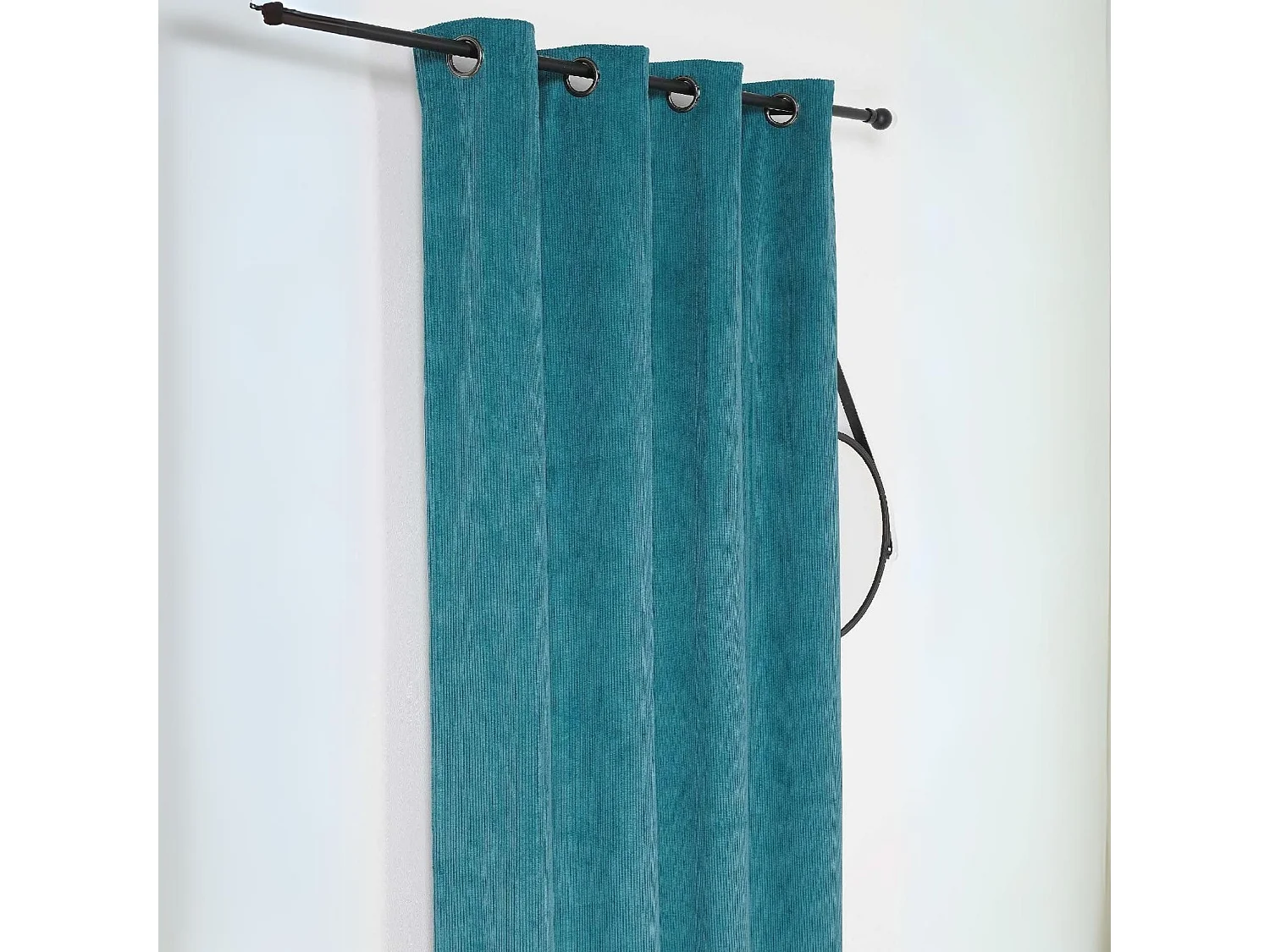 Rideau obscurcissant et isolant en velours côtelé