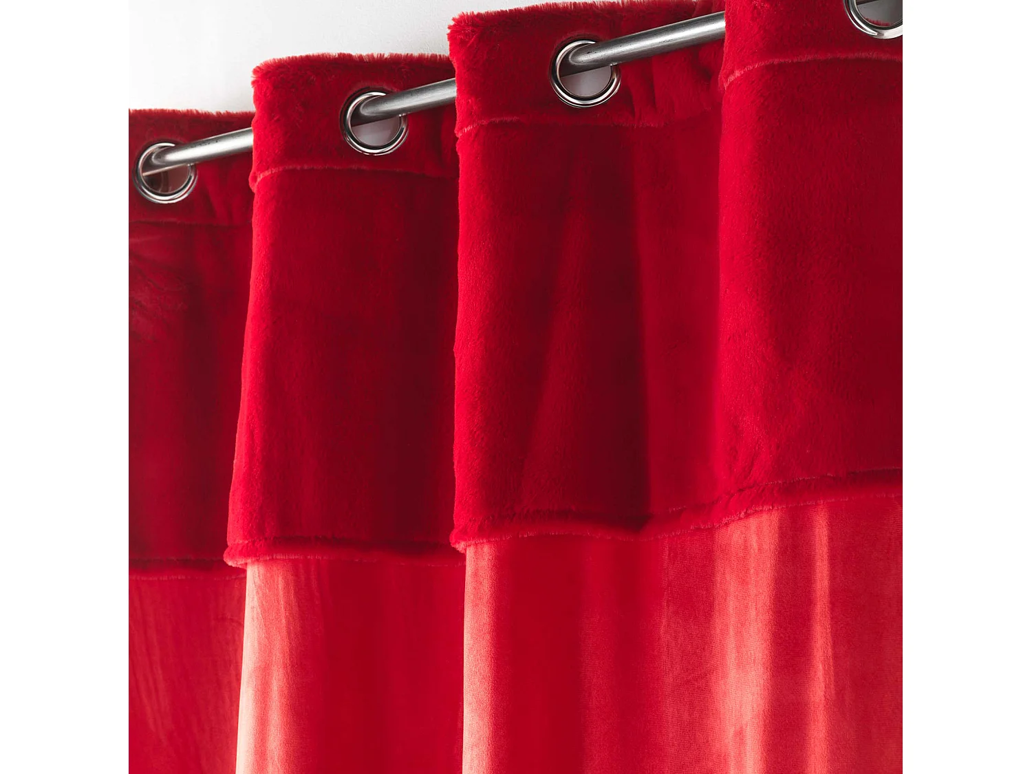 Rideau à Œillets Velours "Caresse" 140x240cm Rouge