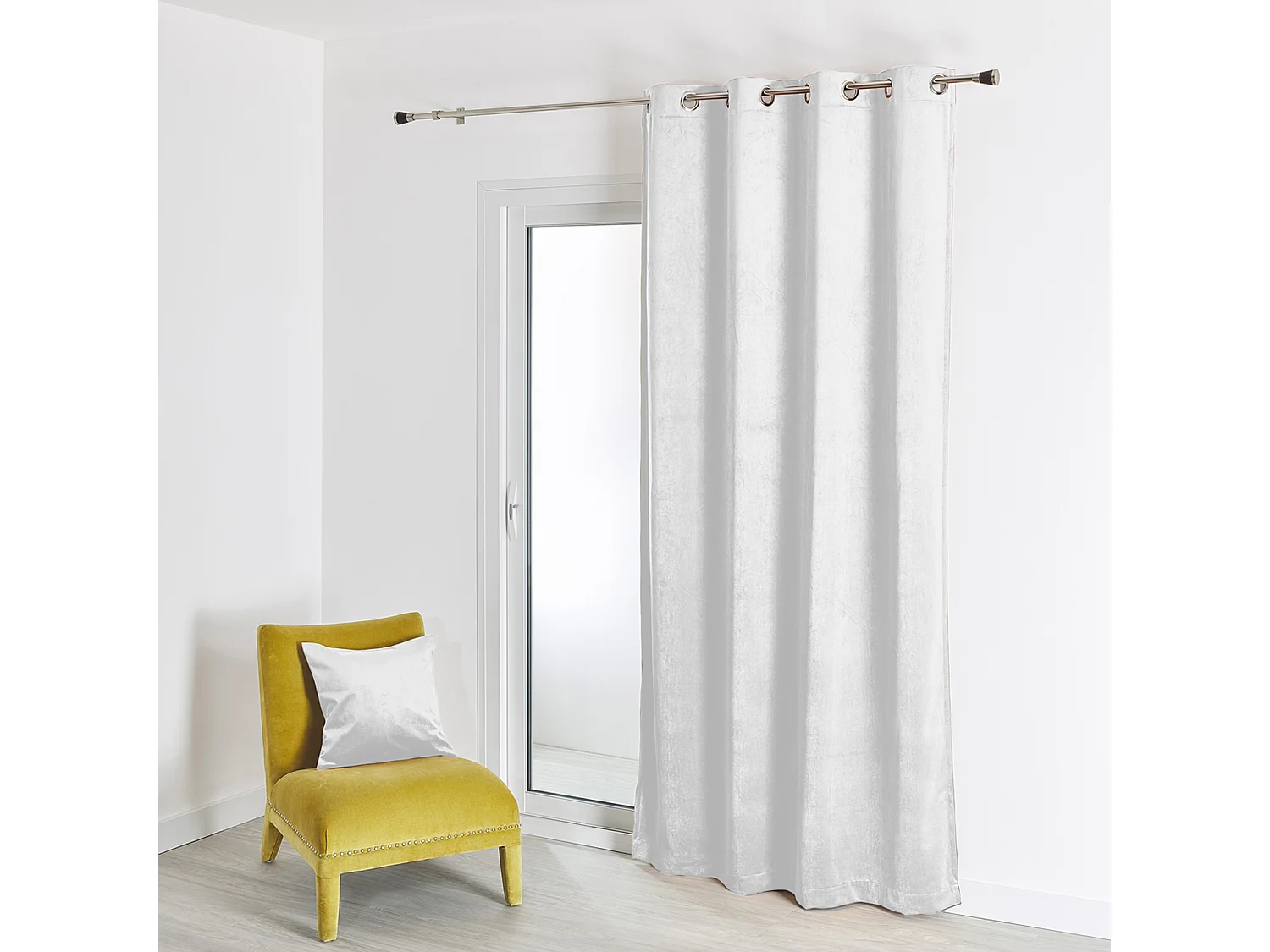 Rideau d'ameublement en suédine