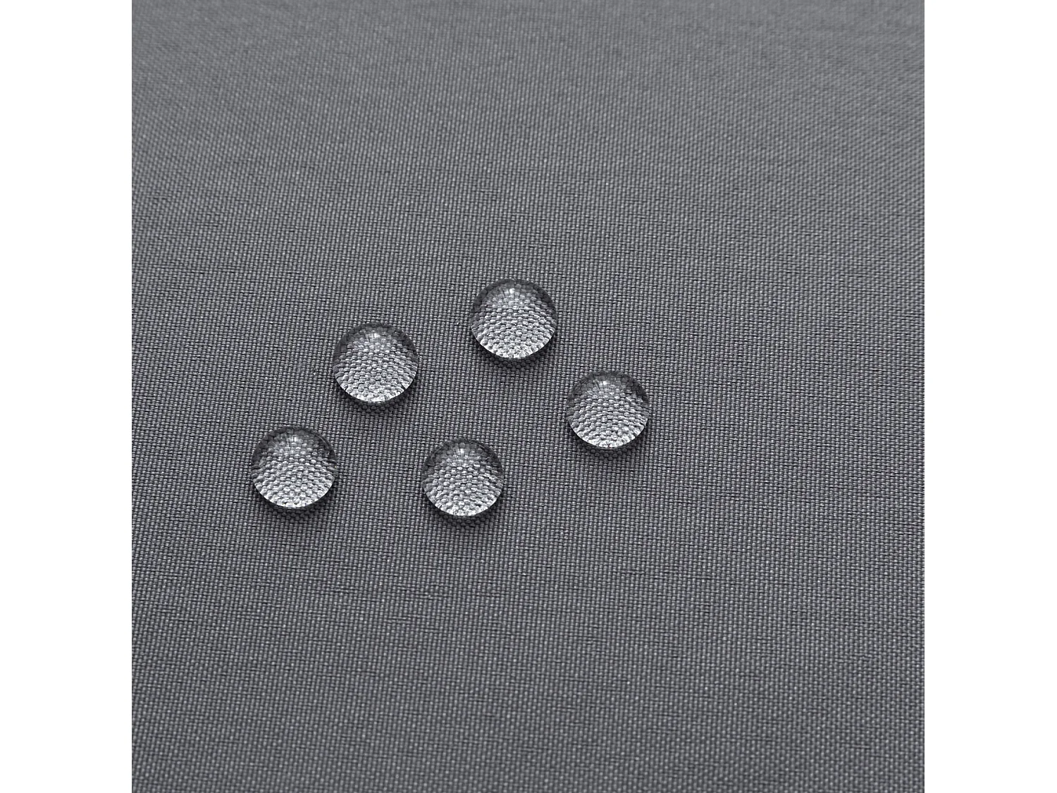 Mantel cuadrado con revestimiento antimanchas