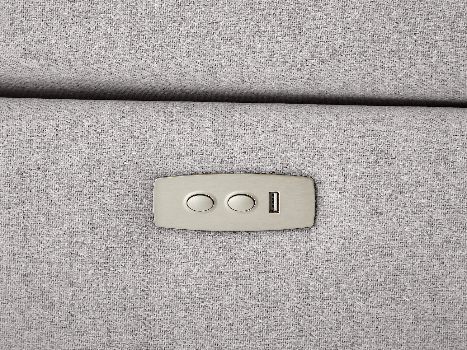 Canapé d'angle droit relax électrique en tissu chiné gris clair CADILO