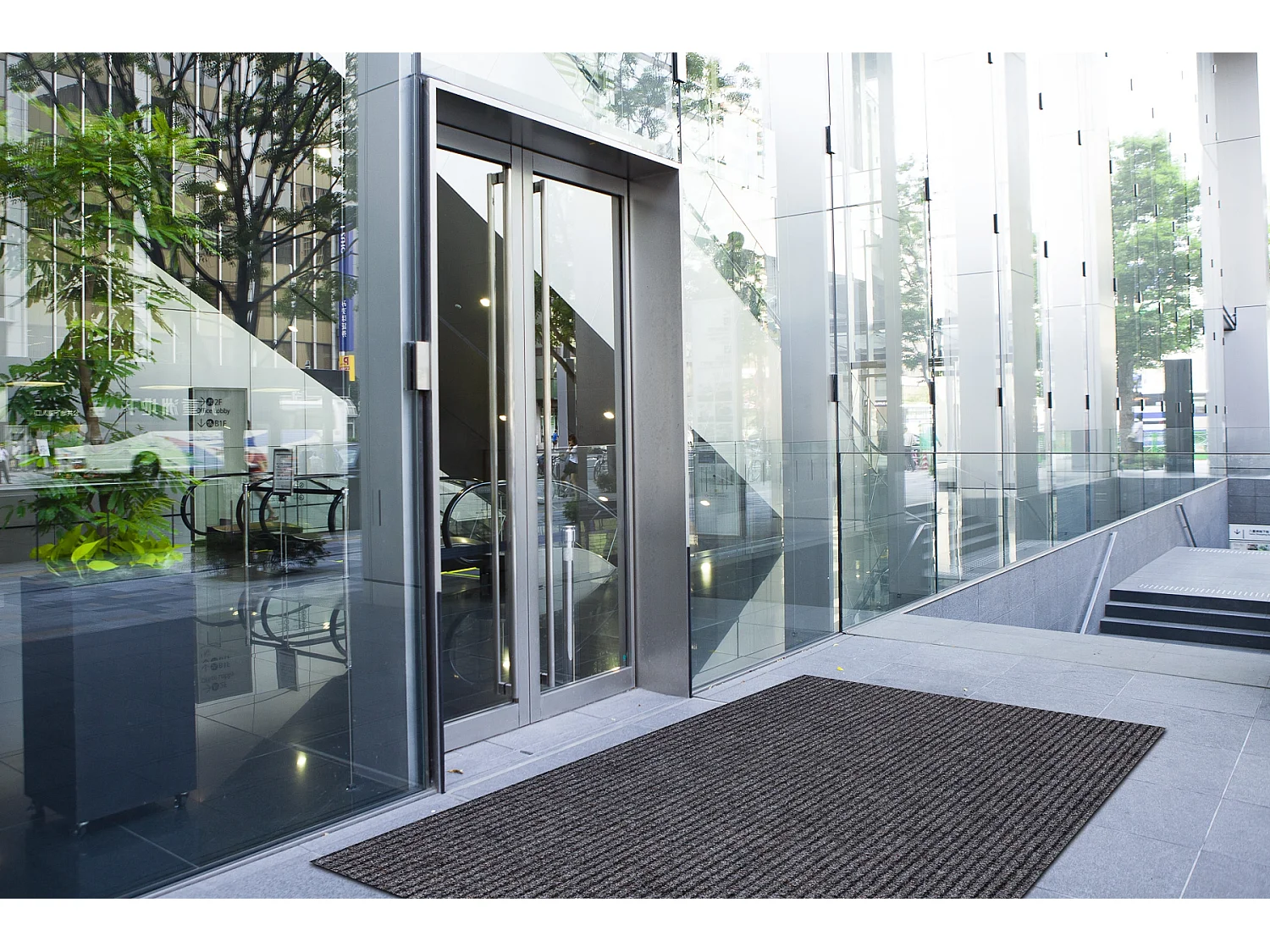 Ruitenwisser anti slip GIN 1206 liverpool extern, intern, op een rubbe 120x1200 cm