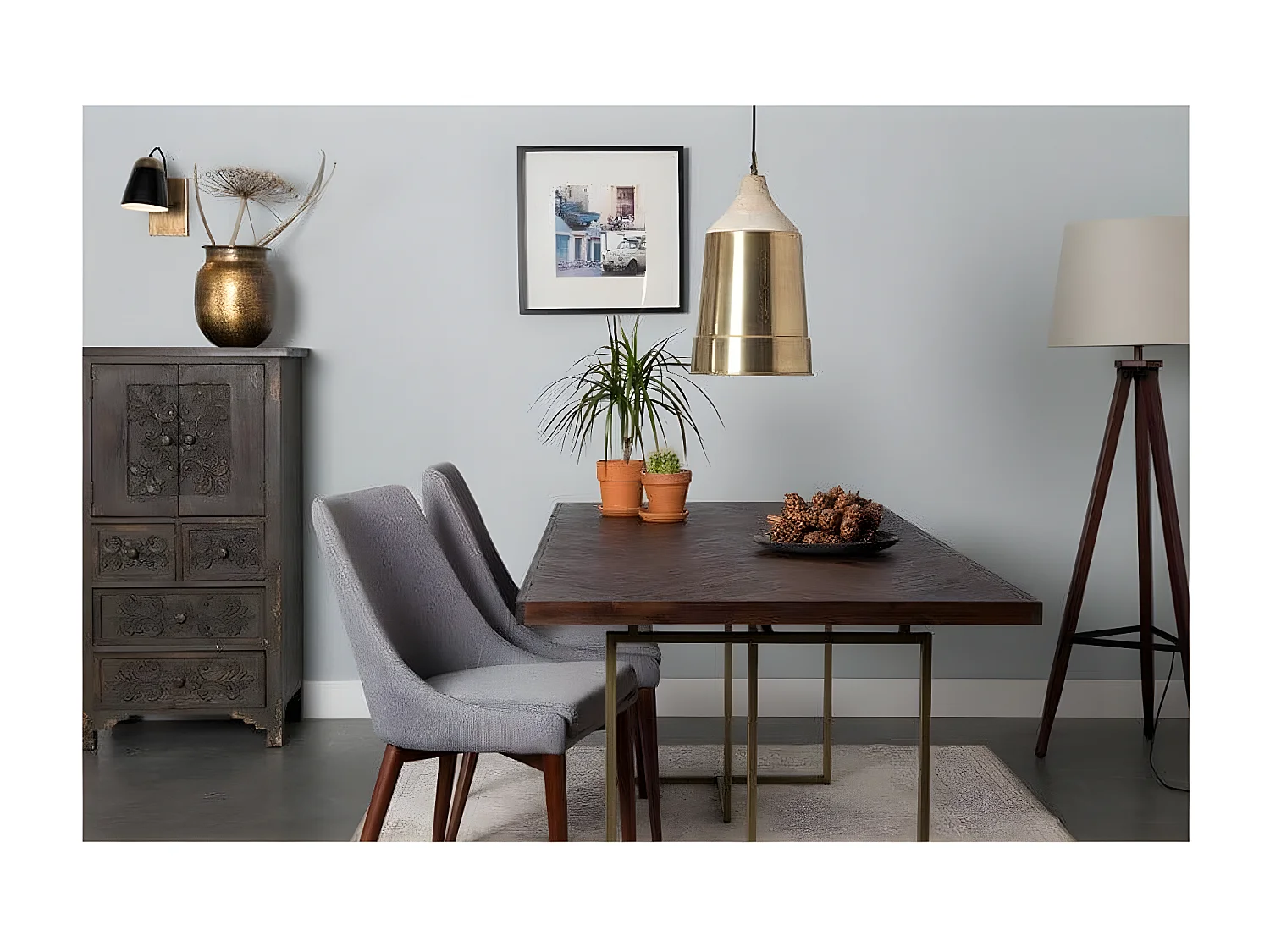 CLASS - Table de repas en bois d'Acacia et laiton