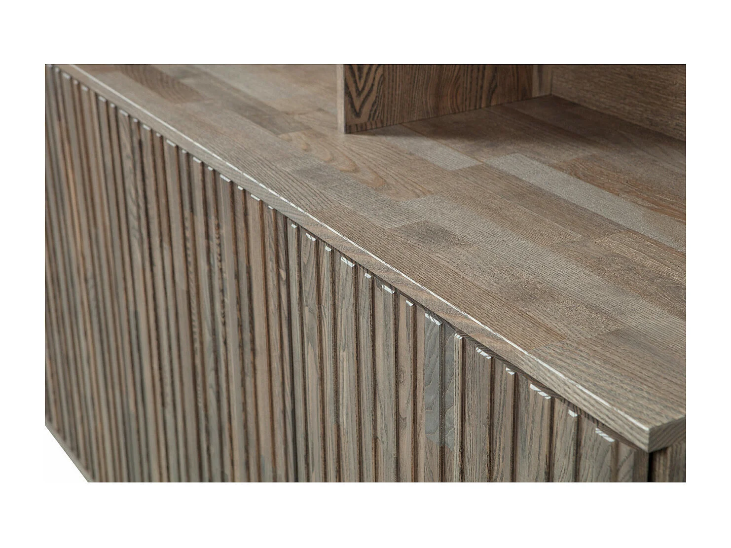 GRAVURE - 2 - Vaisselier en bois plaqué de frêne marron