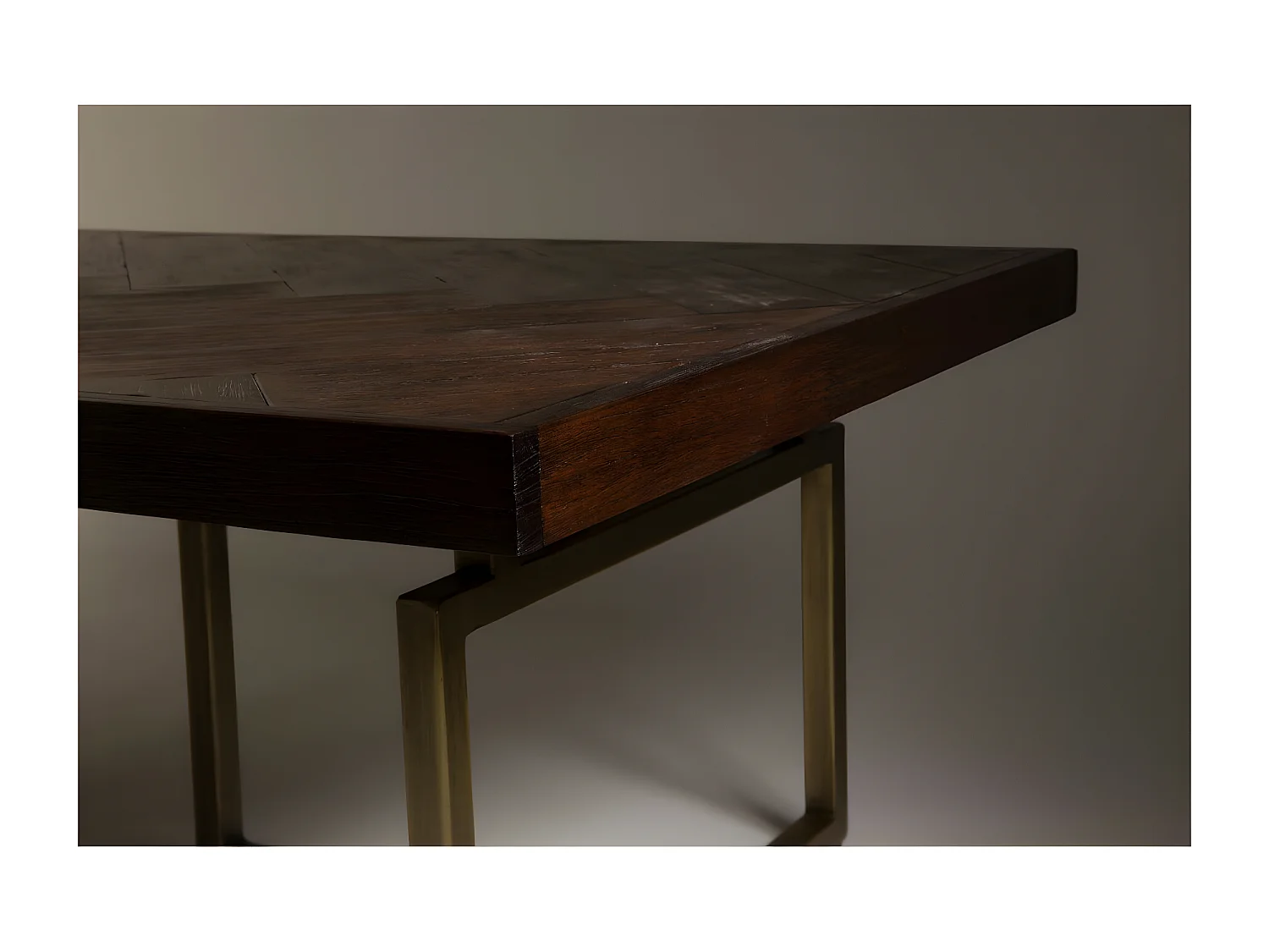 CLASS - Table basse de salon en bois et laiton