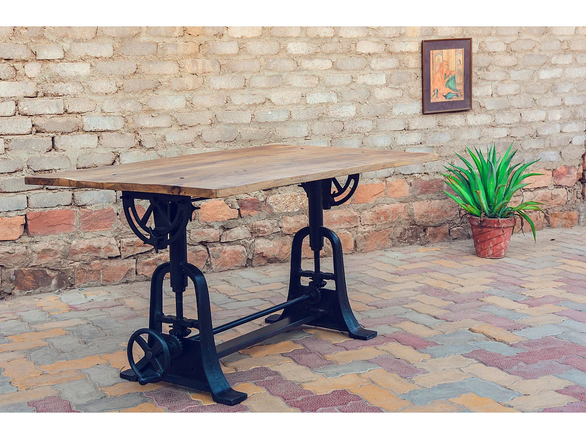 DRAW - Table en bois massif de style industriel réglable