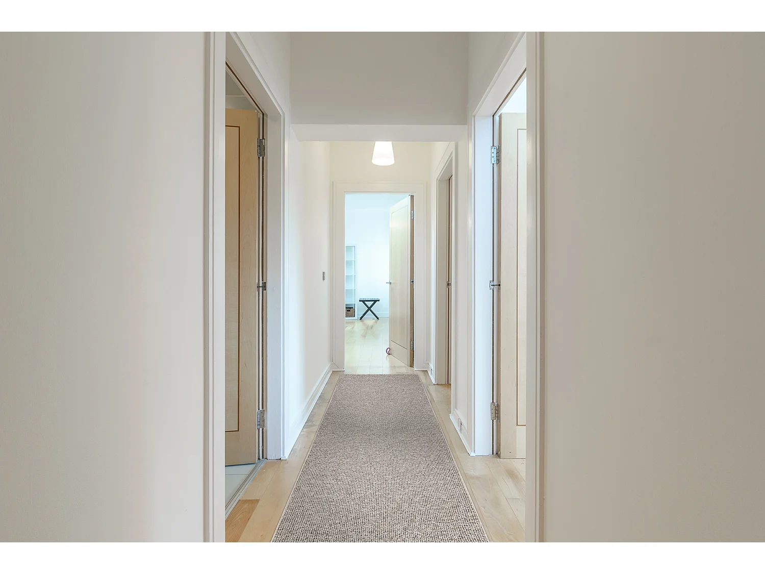 Vloerbedekking PRIUS 39 beige  60x350 cm