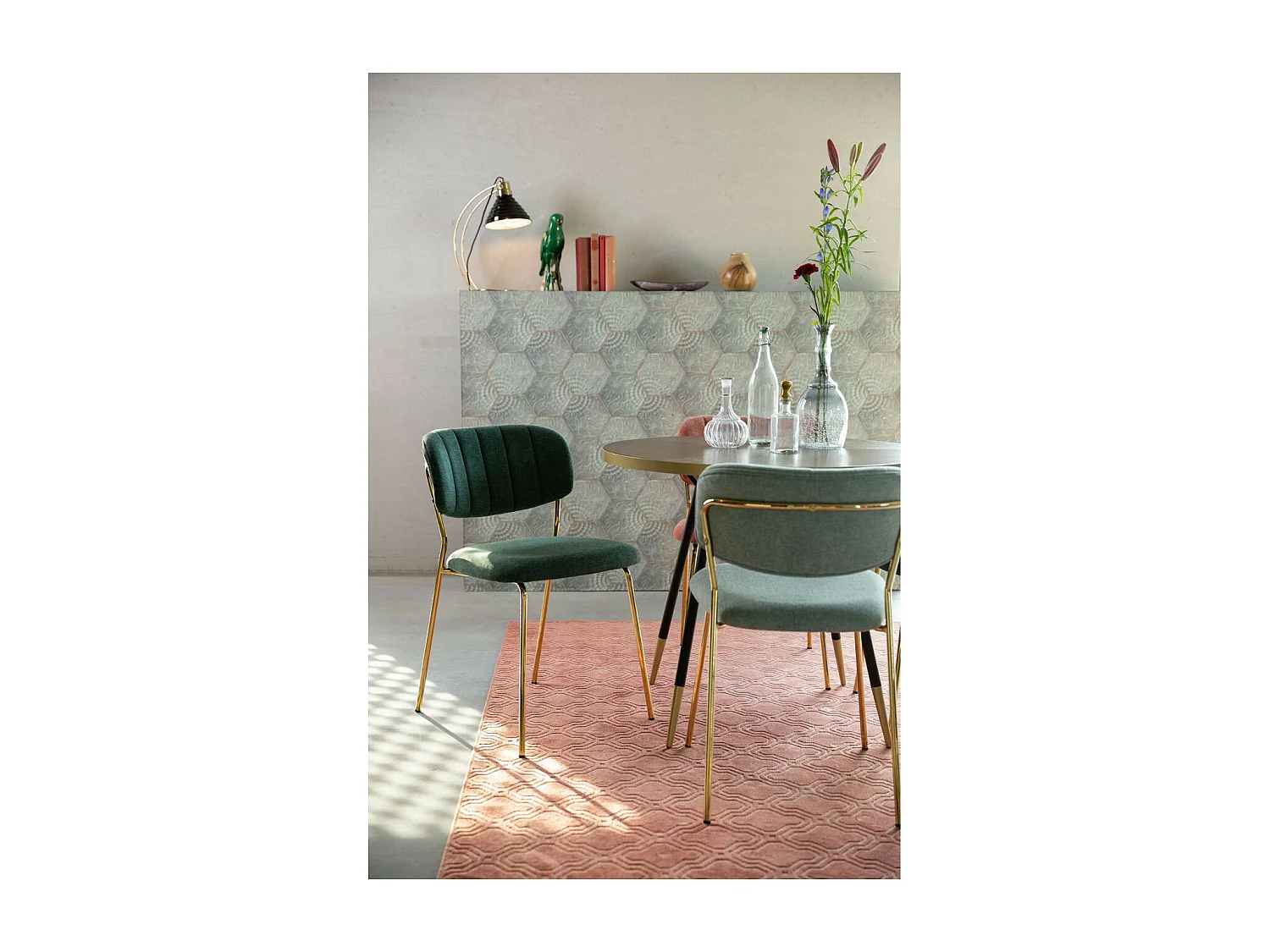 BELLAGIO - Chaise de repas en tissu vert avec structure dorée