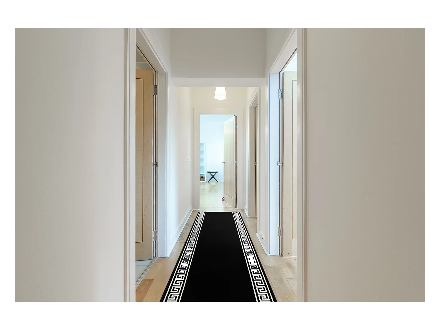 TAPIS DE COULOIR BCF MORAD Grek grec noir 60x680 cm