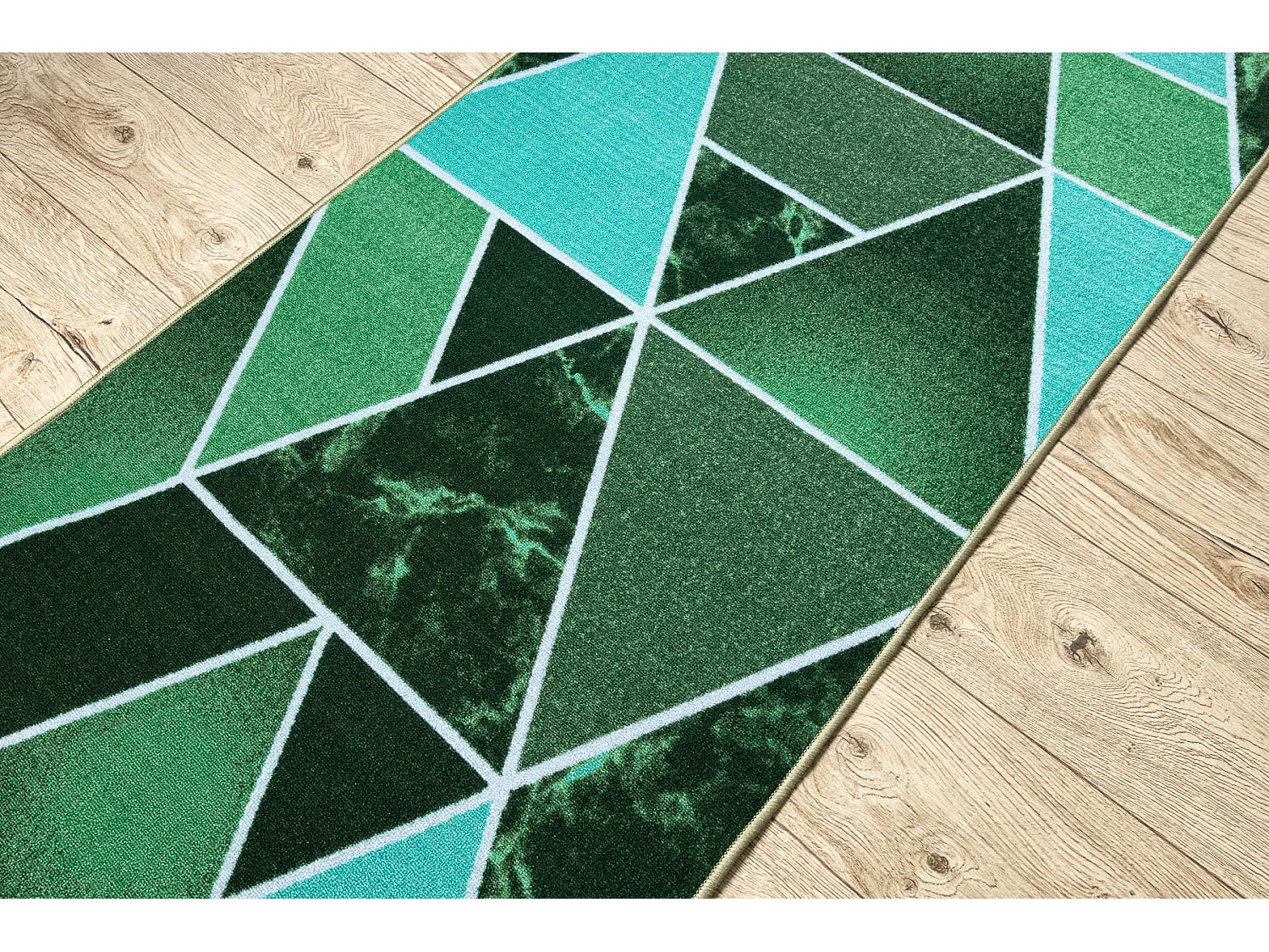 Triangles de couloir TRÓJKĄTY antidérapants, vert gomme 67x660 cm