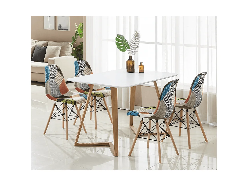 Chaise Scandinave en Tissu Patchwork - Pieds Eiffel - Multicolore