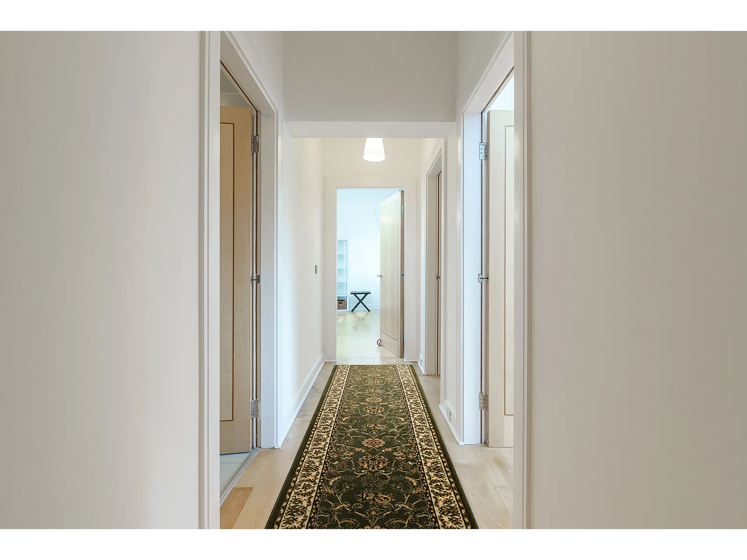 TAPIS DE COULOIR BCF MORAD Klasyk classique olive verte 90x960 cm