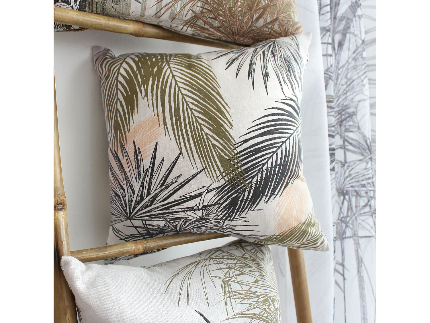 Coussin Déco Imprimé "Palmeira" 40x40cm Multicolore