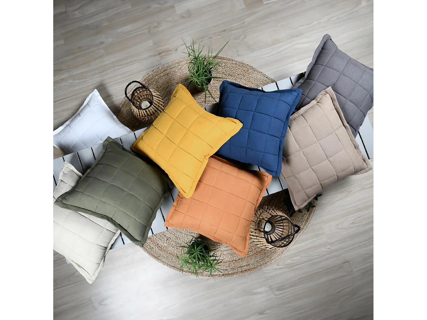 Cojín cuadrado liso de gasa de algodón con costuras