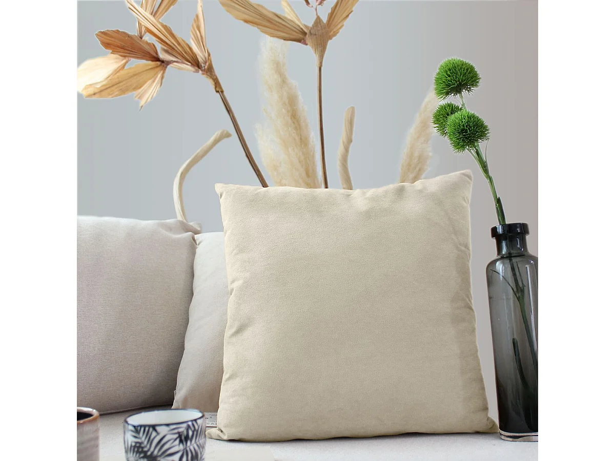 Coussin Déco en Velours "Câlin" 40x40cm Écru