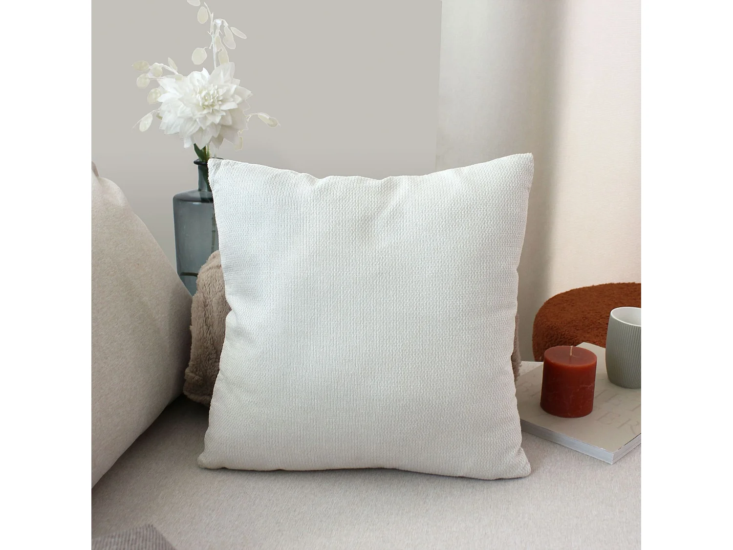 Coussin Déco en Velours "Lagarta" 40x40cm Écru