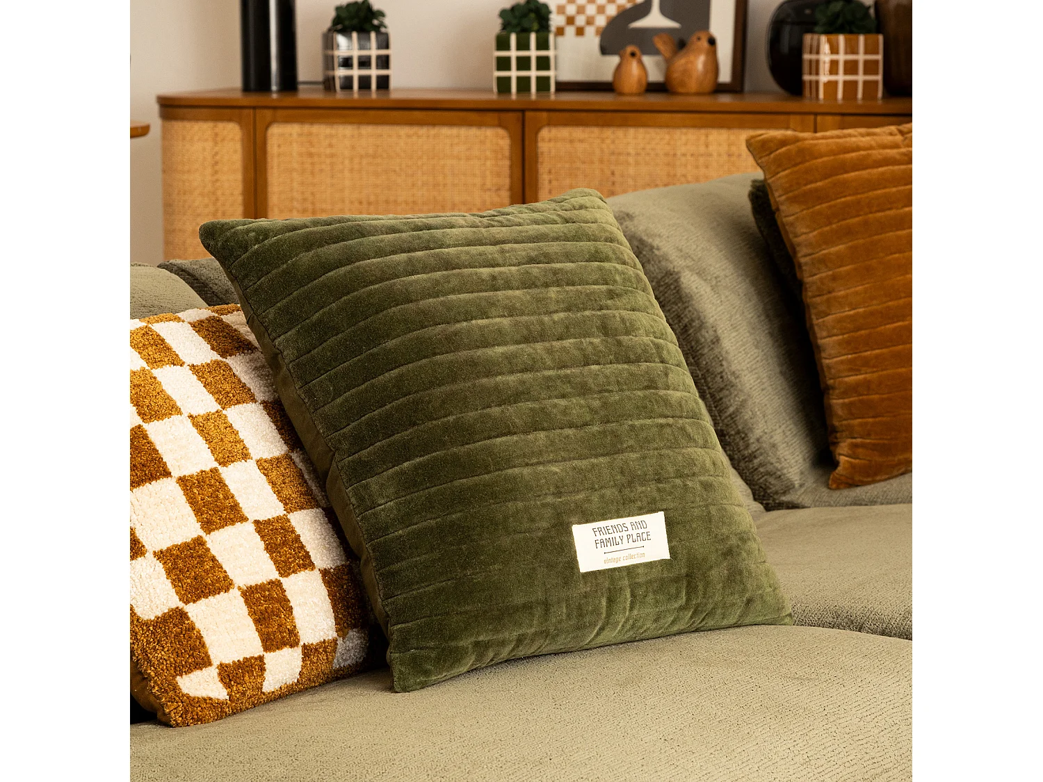 Coussin Déco Matelassé "Family Corner" 45x45cm Kaki