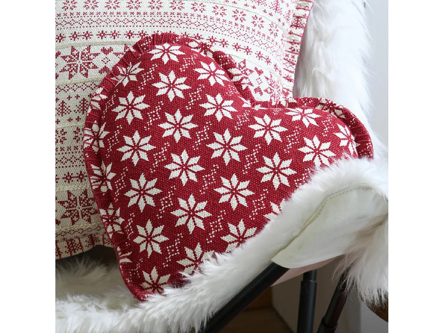 Cojín corazón estilo chalet tradicional