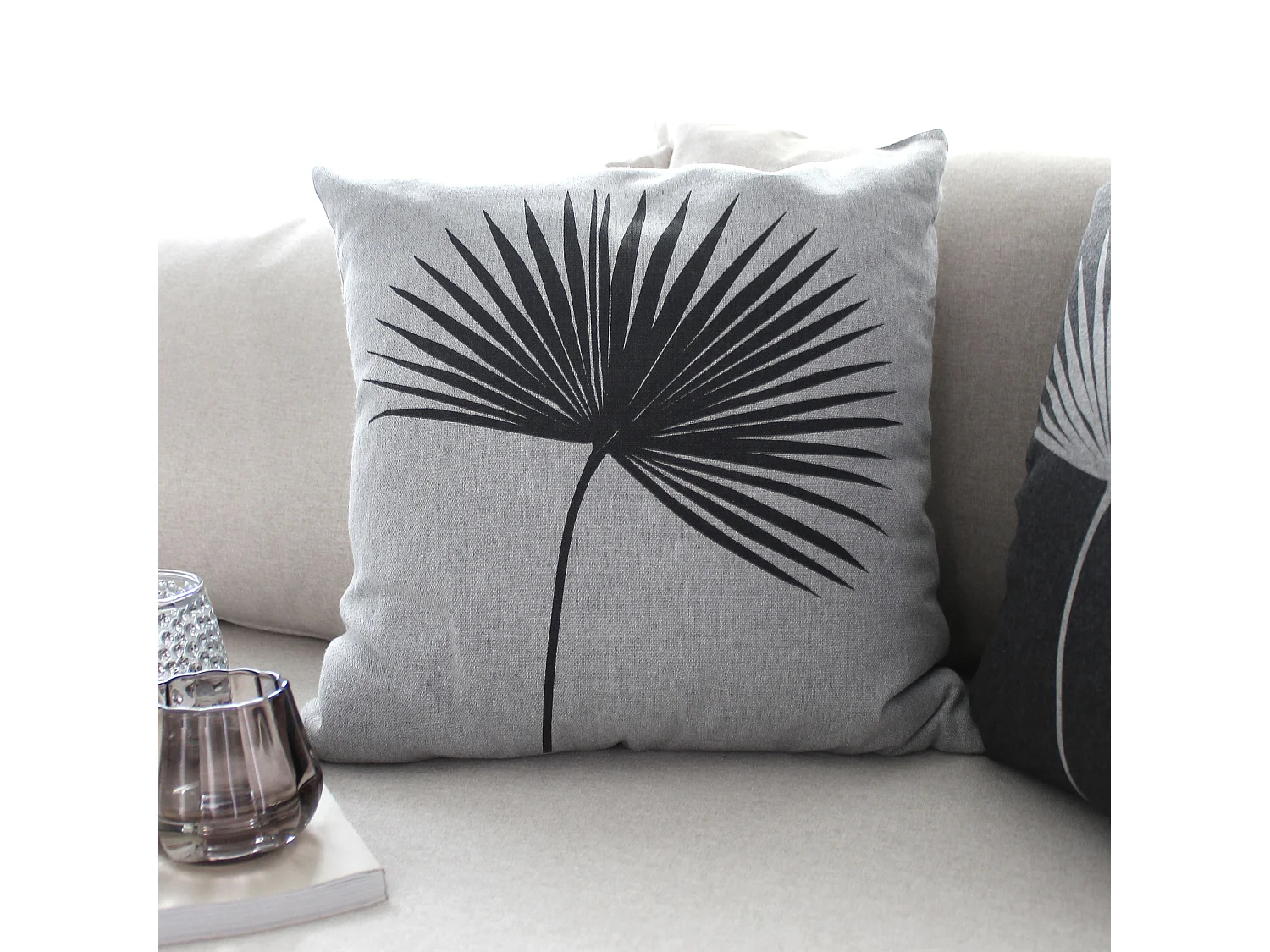 Coussin Déco Imprimé "Baya" 40x40cm Gris Clair