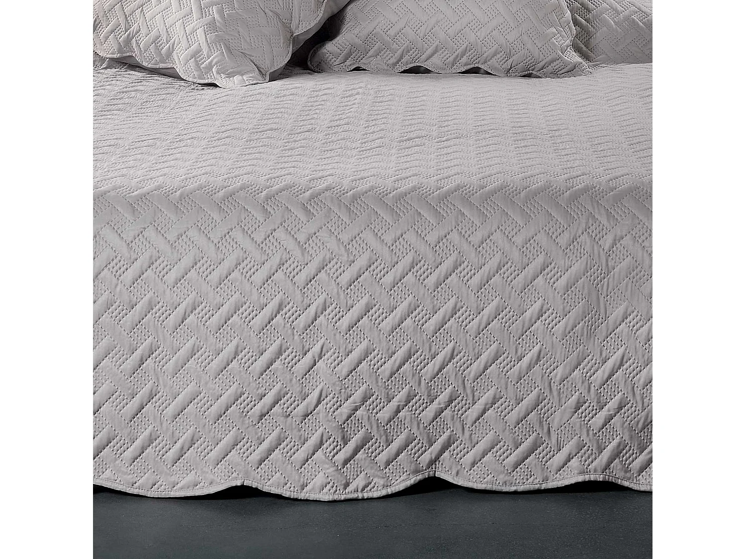 Couverture molletonné surpiquage graphique