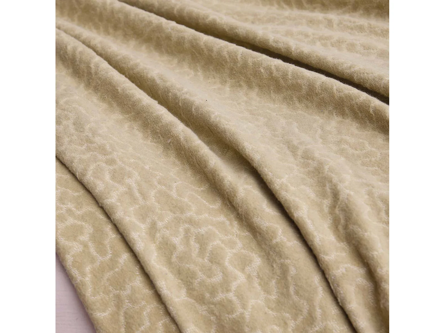 Couverture en  laine Jacquard - Motif nuage