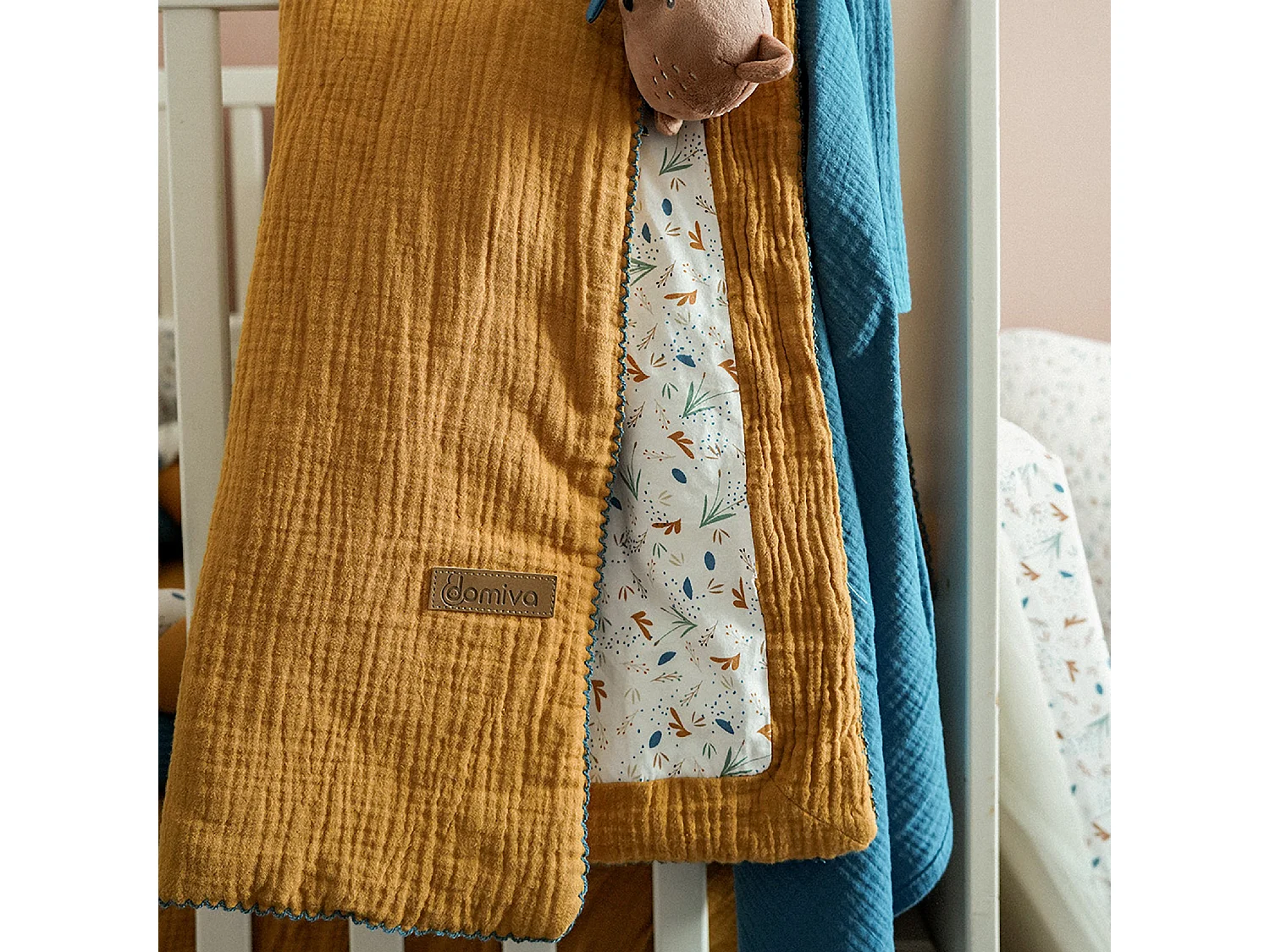 Couverture réversible pour bébé en double gaze de coton et jersey