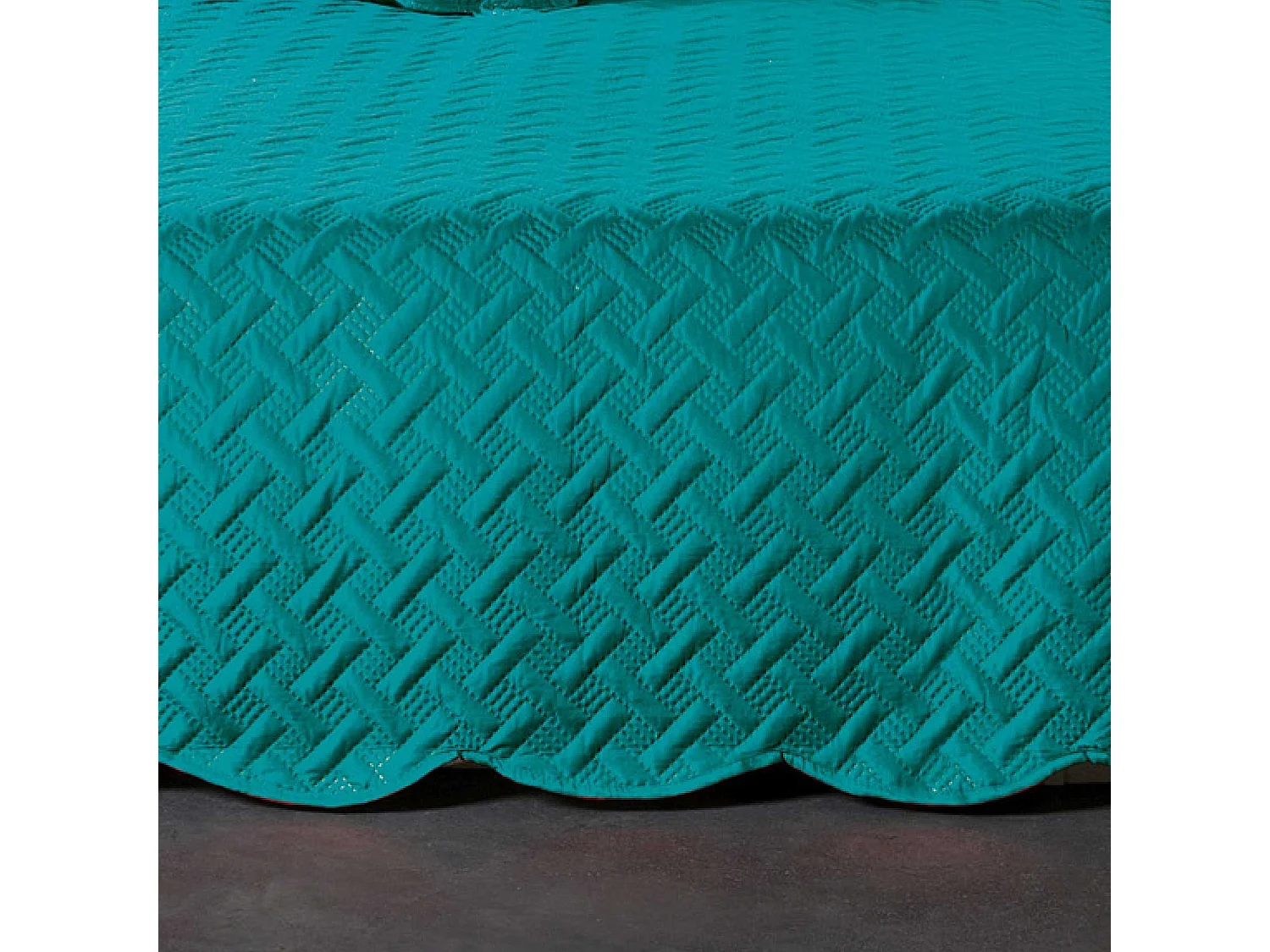 Couverture molletonné surpiquage graphique