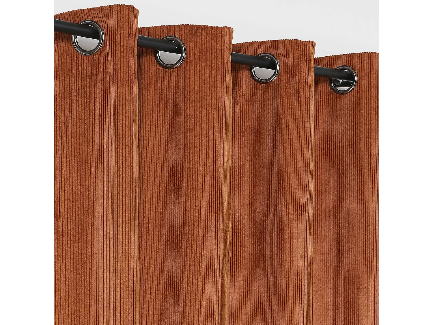 Rideau obscurcissant et isolant en velours côtelé