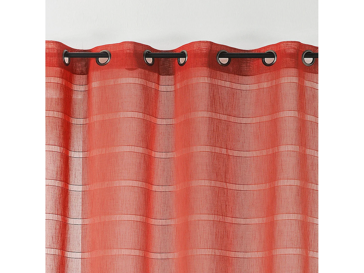 Gestreifter und lichtdurchlässiger Voile mit Kordelzug