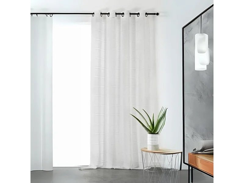 Gestreifter und lichtdurchlässiger Voile mit Kordelzug