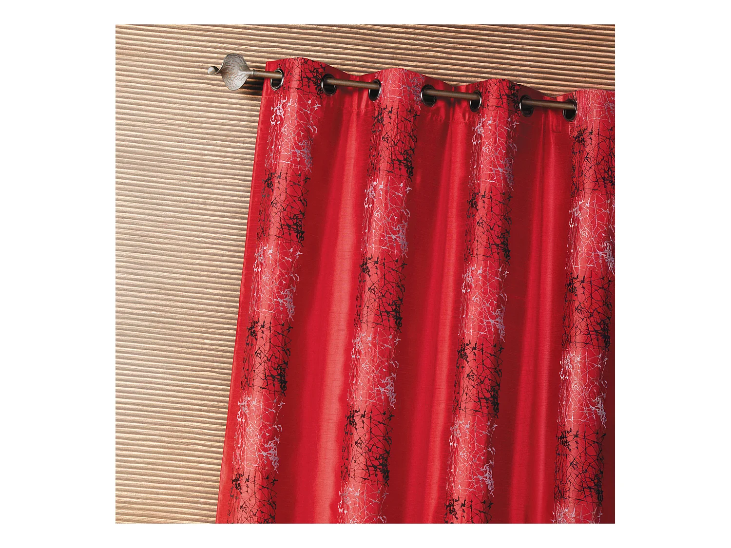 Rideau d'ameublement shantung brodé motif éthnique