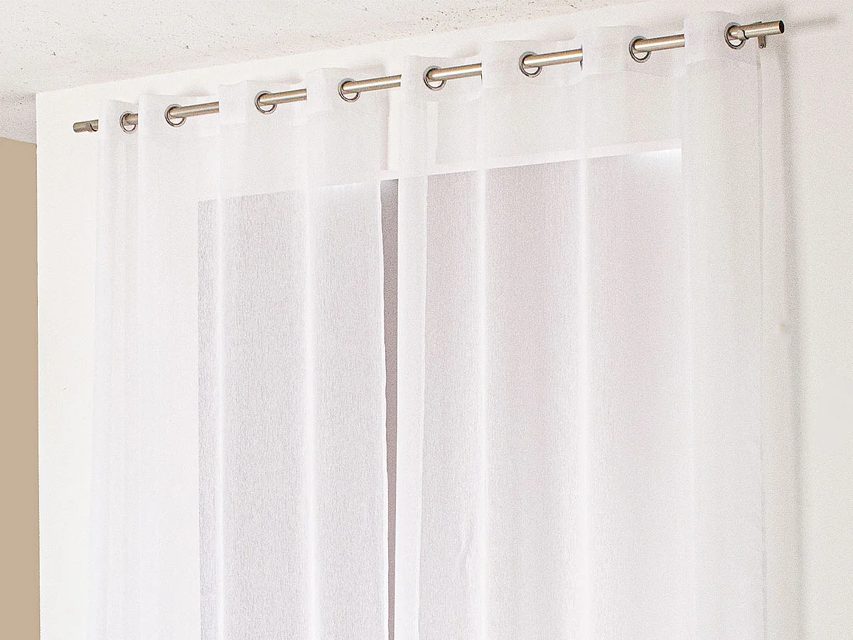 Liso en poliéster lijado