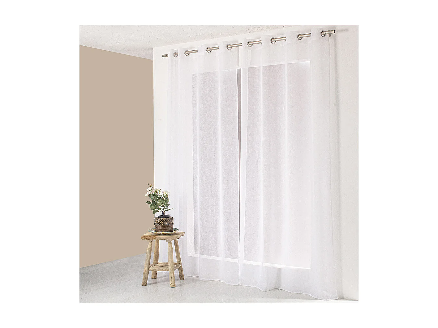 Liso en poliéster lijado