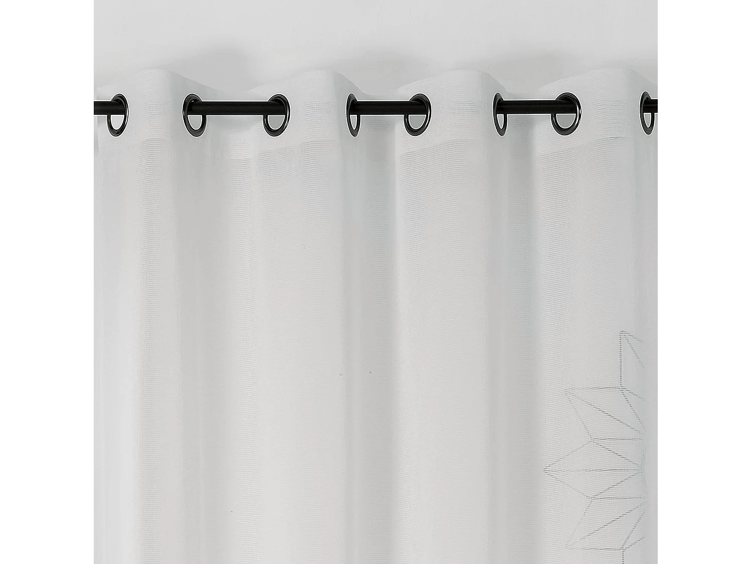 Voile mit Streifeneffekt