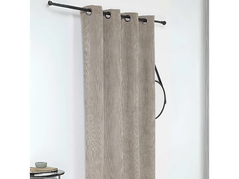 Rideau obscurcissant et isolant en velours côtelé