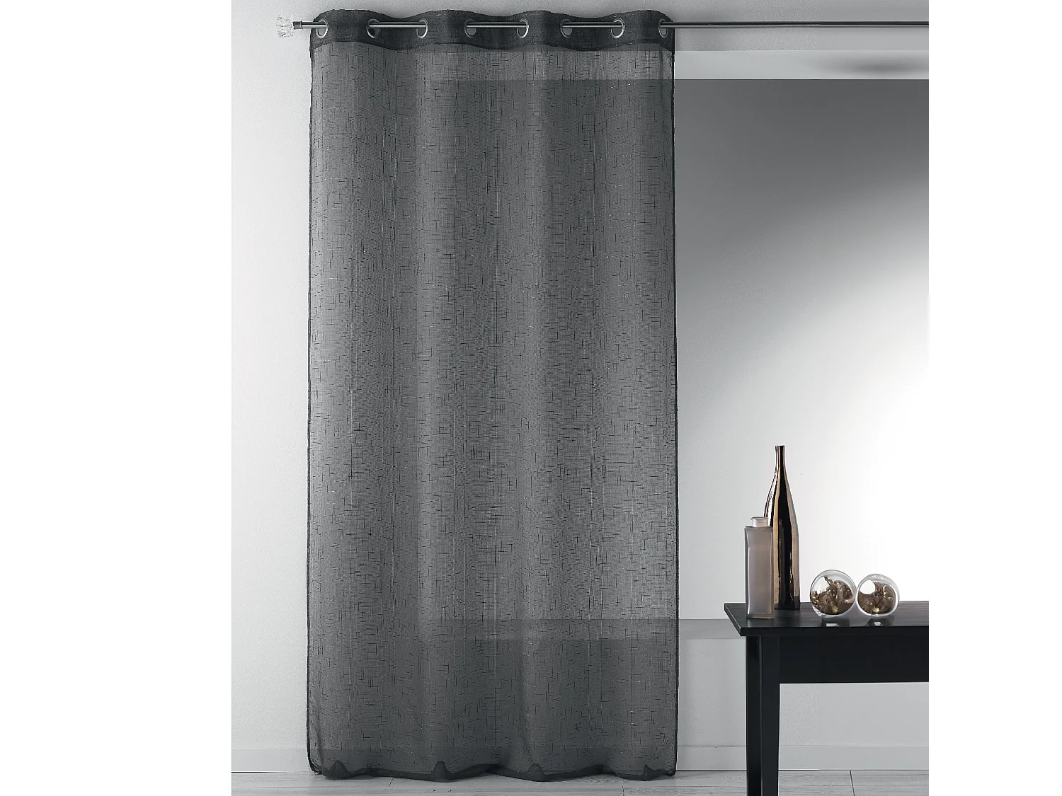 Visillo en estameña liso con hilos lurex