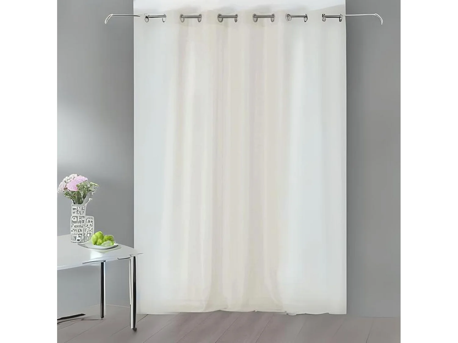 Voilage uni et transparent