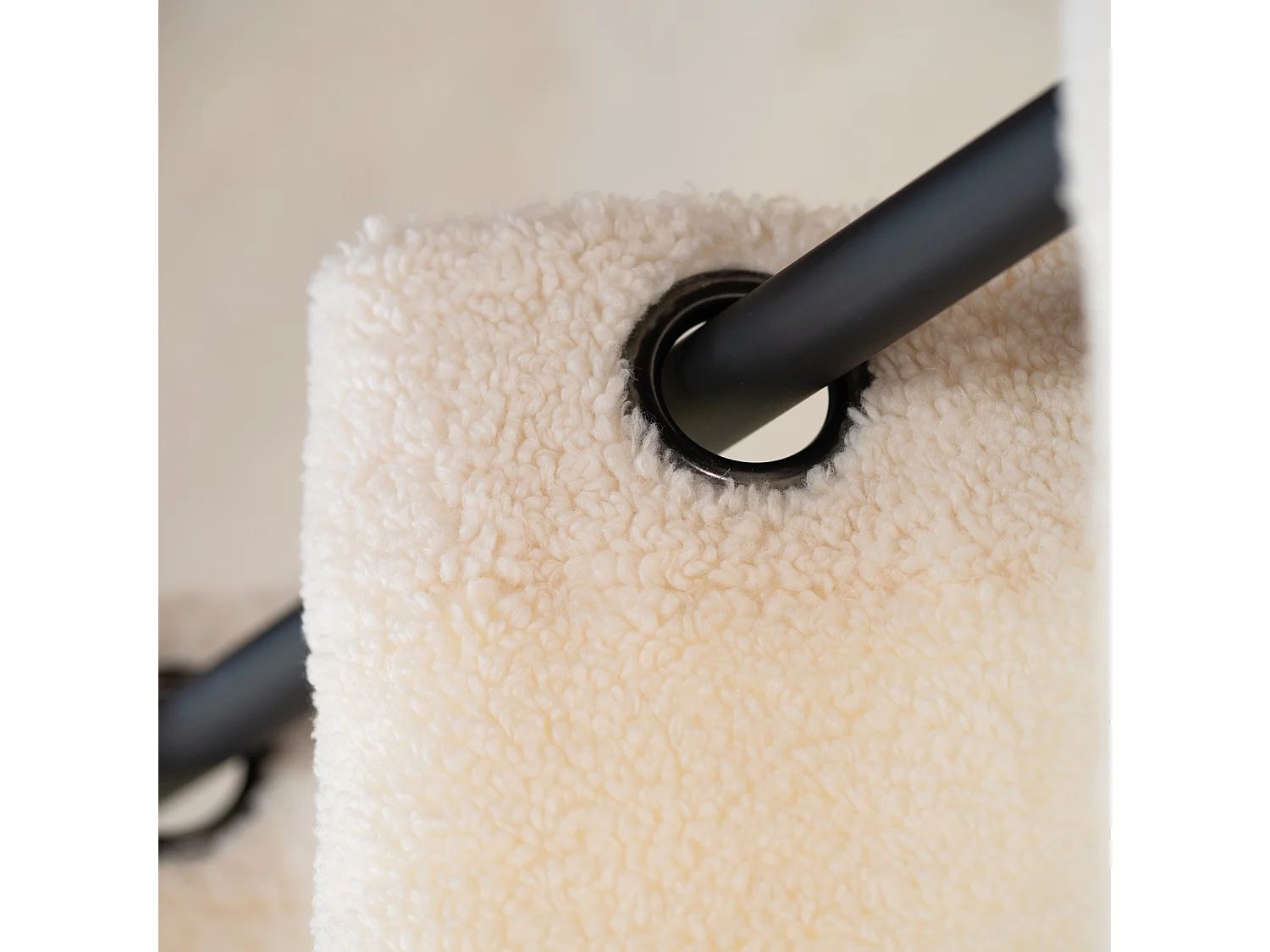 Cortina de decoración con efecto de piel sintética 140 x 260 cm