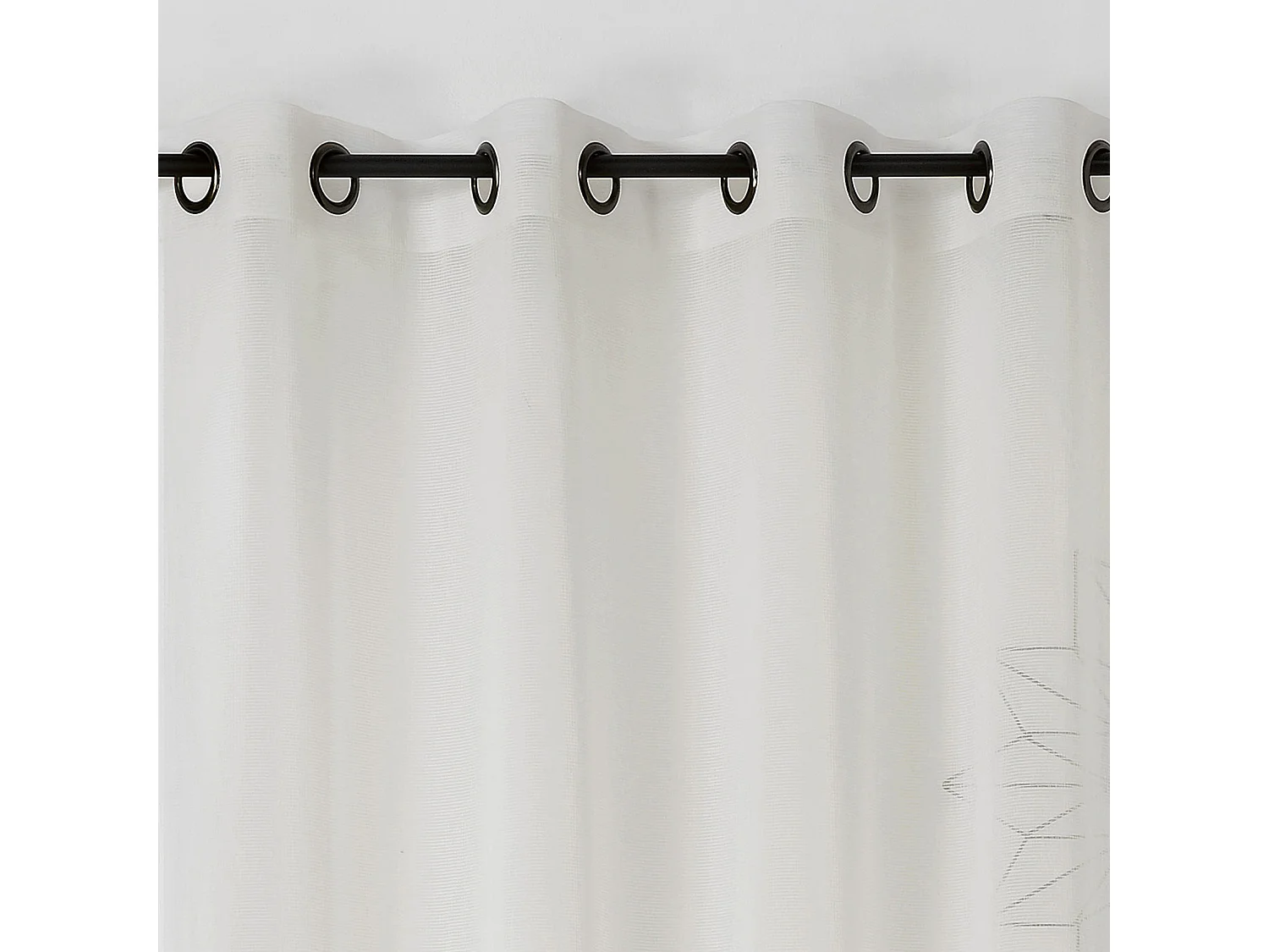 Voile mit Streifeneffekt