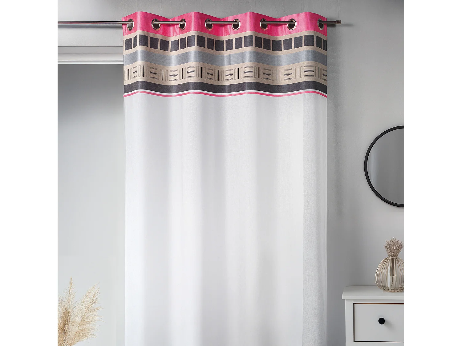 Voilage en étamine avec parement haut design